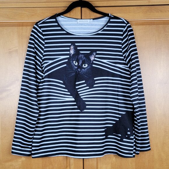 MissLook Black and White Long Sleeved Cat Peeking From Blinds Tee - L - Picture 1 of 4